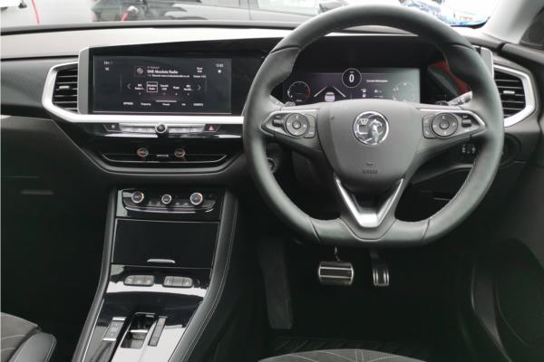 2022 Vauxhall Grandland 1.2 Turbo Ultimate SUV 5dr Petrol Auto Euro 6 (s/s) (130 ps) - Black Alcantara, photo 11