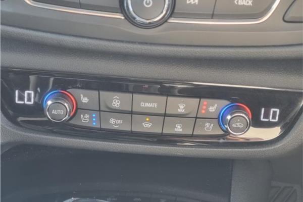 2019 Vauxhall Insignia 2.0 Turbo D BlueInjection SRi VX Line Nav Sports Tourer 5dr Diesel Auto Euro 6 (s/s) (170 ps) - Cloth/Leather, photo 15