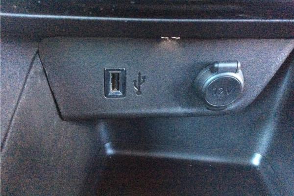 2021 Vauxhall Corsa 50kWh SE Nav Premium Hatchback 5dr Electric Auto (7.4Kw Charger) (136 ps) - Fresez Marvel, photo 19