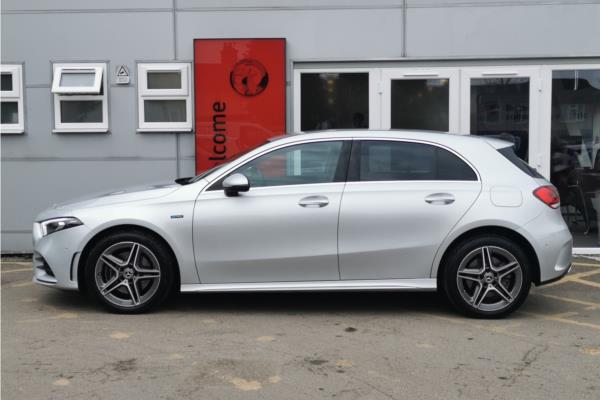 Non Franchise 2020 Mercedes-Benz A Class 1.3 A250e 15.6kWh AMG Line (Premium 2) Hatchback 5dr Petrol Plug-in Hybrid 8G-DCT Euro 6 (s/s) (218 ps) - Mixed Leather - Fabric/Cloth, photo 5