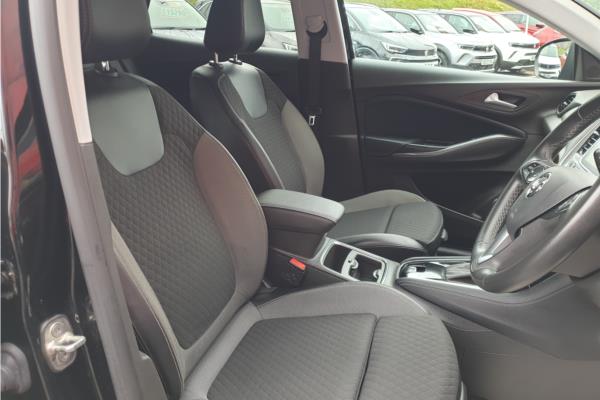 2020 Vauxhall Grandland X 1.2 Turbo SRi Nav SUV 5dr Petrol Auto Euro 6 (s/s) (130 ps) - Cloth, photo 34
