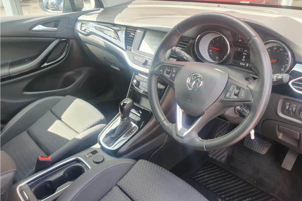 2019 Vauxhall Astra 1.4i Turbo Griffin Hatchback 5dr Petrol Auto (s/s) (150 ps) - Cloth Sienna/Jet Blk, photo 12