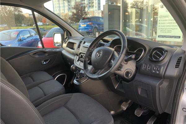 Non Franchise 2019 Vauxhall Vivaro 1.6 CDTi 2700 BiTurbo ecoTEC Sportive Panel Van 5dr Diesel Manual L1 H1 Euro 6 (s/s) (125 ps) - Connect Black, photo 12
