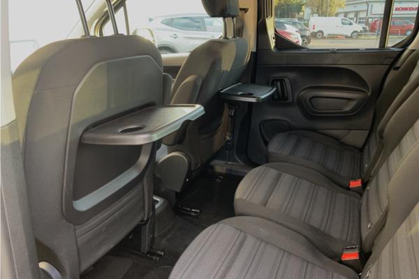 2020 Vauxhall Combo Life 1.2 Turbo Elite MPV 5dr Petrol Auto Euro 6 (s/s) (7 Seat) (130 ps) - Cloth, photo 44