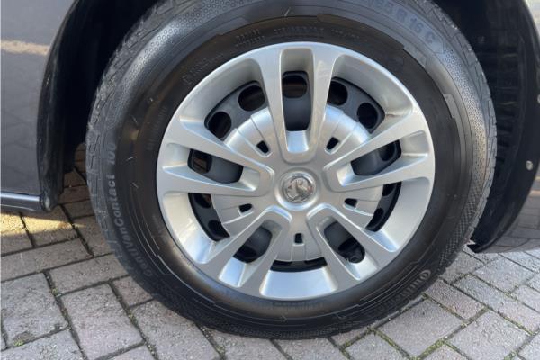 2020 Vauxhall Vivaro 2.0 Turbo D 3100 Sportive Panel Van 5dr Diesel Manual L2 H1 Euro 6 (s/s) (120 ps) - Cloth, photo 20
