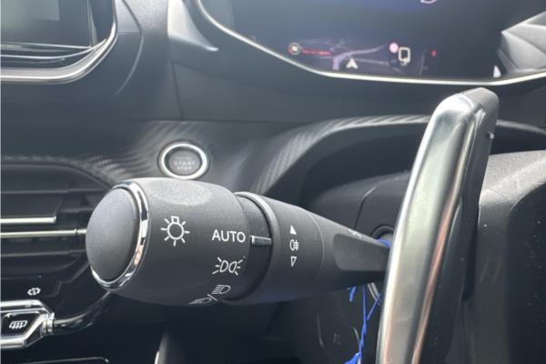 Non Franchise 2022 Peugeot 208 1.2 PureTech GT Premium Hatchback 5dr Petrol EAT Euro 6 (s/s) (130 ps) - Fabic - Cloth, photo 18