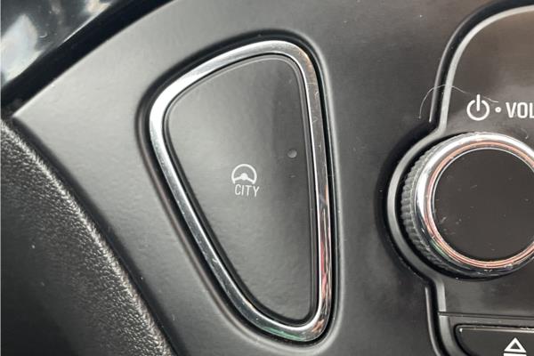 2018 Vauxhall Corsa 1.4i ecoTEC Sting Hatchback 3dr Petrol Euro 6 (75 ps)-sequence-22