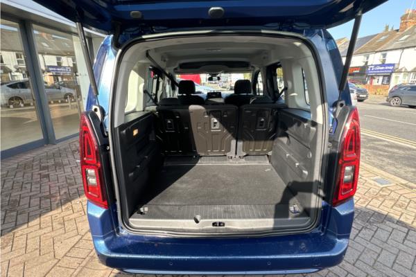 2020 Vauxhall Combo Life 1.2 Turbo Energy MPV 5dr Petrol Auto Euro 6 (s/s) (130 ps) - Cloth, photo 14