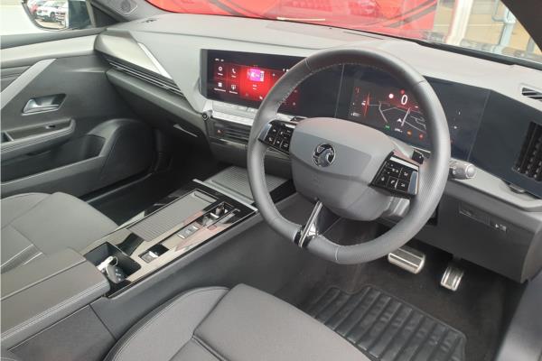 2023 Vauxhall Astra 1.2 Turbo GS Hatchback 5dr Petrol Auto Euro 6 (s/s) (130 ps) - Cloth, photo 12