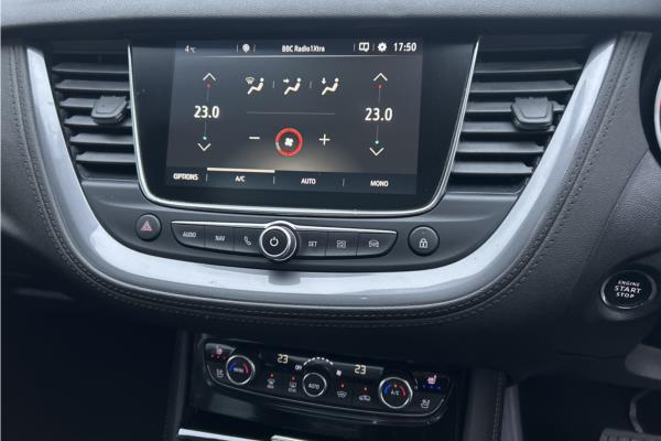 2020 Vauxhall Grandland X 1.2 Turbo Elite Nav Premium SUV 5dr Petrol Auto Euro 6 (s/s) (130 ps) - Leather, photo 17