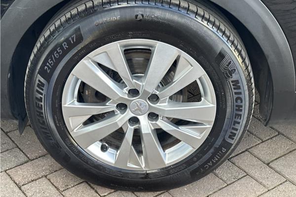 Non Franchise 2021 Peugeot 5008 1.2 PureTech Active Premium SUV 5dr Petrol Manual Euro 6 (s/s) (130 ps) - Fabic - Cloth, photo 43