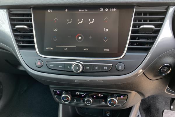 2022 Vauxhall Crossland 1.2 Turbo Ultimate SUV 5dr Petrol Auto Euro 6 (s/s) (130 ps) - Cloth/Alcantara, photo 17