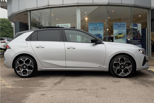 2024 Vauxhall Astra 1.2 Turbo Ultimate Hatchback 5dr Petrol Manual Euro 6 (s/s) (130 ps) - Leather, photo 9