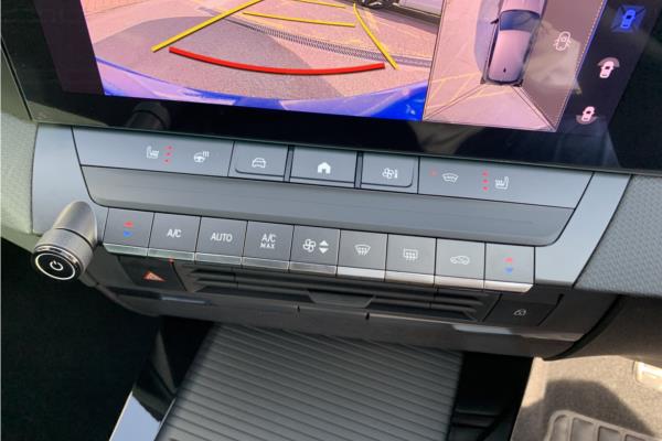 2023 Vauxhall Astra Electric 54kWh Ultimate Hatchback 5dr Electric Auto (156 ps) - Black Alcantara, photo 16