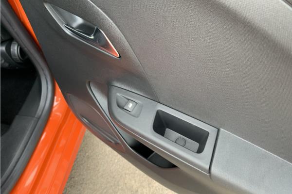 2021 Vauxhall Corsa 50kWh Elite Nav Premium Hatchback 5dr Electric Auto (7.4Kw Charger) (136 ps) - Cloth/Leather, photo 40