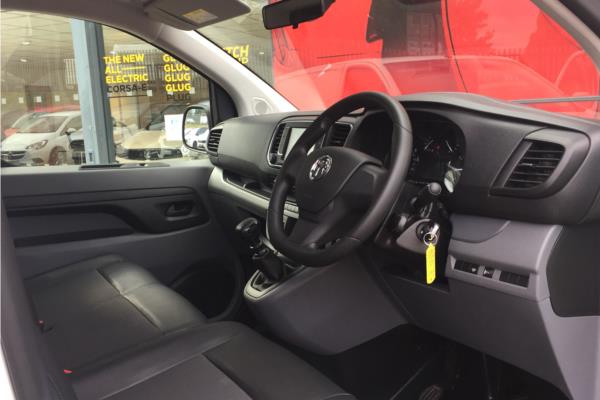 2019 VAUXHALL VIVARO - Cloth, photo 12