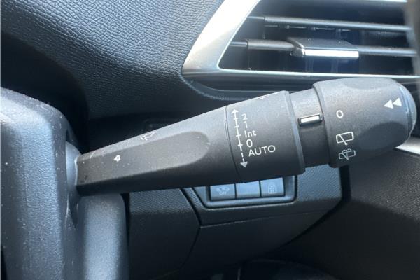 Non Franchise 2021 Peugeot 5008 1.2 PureTech Active Premium SUV 5dr Petrol Manual Euro 6 (s/s) (130 ps) - Fabic - Cloth, photo 28