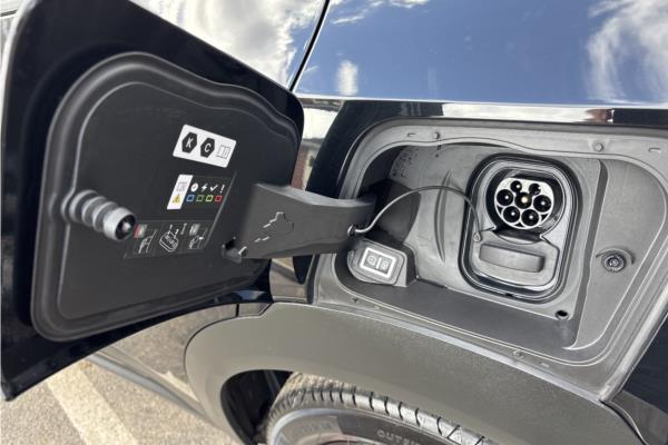2021 Vauxhall Mokka-e 50kWh SRi Nav Premium SUV 5dr Electric Auto (136 ps) - Cloth, photo 35