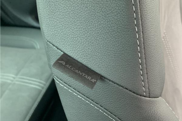 2024 Vauxhall Crossland 1.2 Turbo Ultimate SUV 5dr Petrol Auto Euro 6 (s/s) (130 ps) - Cloth/Alcantara, photo 35