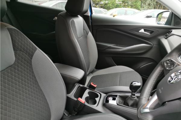 2021 Vauxhall Grandland X 1.2 Turbo SRi Nav SUV 5dr Petrol Manual Euro 6 (s/s) (130 ps) - Cloth/Leather, photo 34