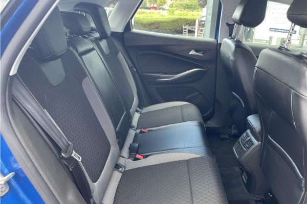 2019 Vauxhall Grandland X 1.2 Turbo GPF Sport Nav SUV 5dr Petrol Auto Euro 6 (s/s) (130 ps) - Cloth, photo 13