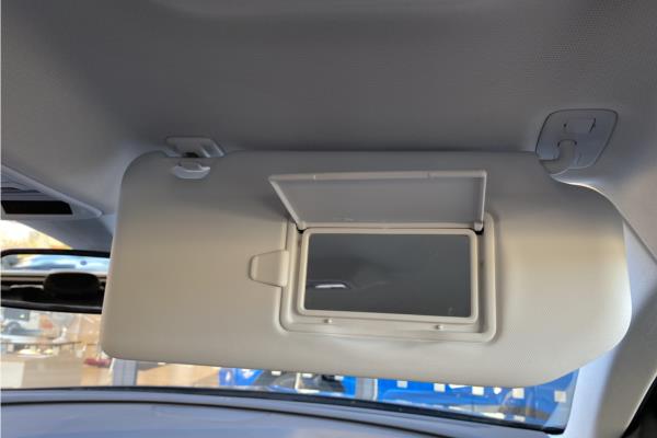 2020 Vauxhall Grandland X 1.2 Turbo GPF SE SUV 5dr Petrol Manual Euro 6 (s/s) (130 ps) - Cloth, photo 29