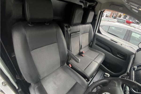 2020 Vauxhall Vivaro 1.5 Turbo D 2900 Sportive Panel Van 5dr Diesel Manual L2 Euro 6 (s/s) (100 ps) - Cloth, photo 30