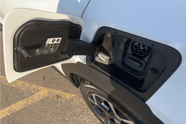 Vauxhall Mokka* HAT 50kWh 11kWCh 136ps Ultimate - Black Alcantara, photo 33