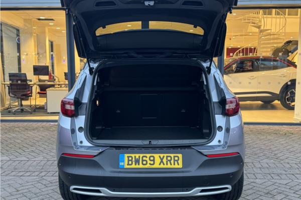 2020 Vauxhall Grandland X 1.2 Turbo SRi Nav SUV 5dr Petrol Auto Euro 6 (s/s) (130 ps) - Cloth, photo 10