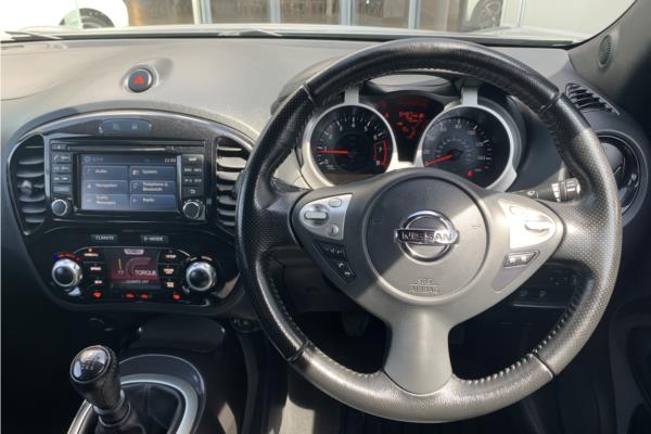 2015 Nissan Juke 1.2 DIG-T N-Connecta SUV 5dr Petrol Euro 6 (s/s) (115 ps)-sequence-10