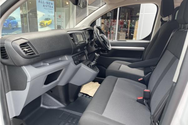 2022 Vauxhall Vivaro 2.0 Turbo D 3100 Elite Crew Van 5dr Diesel Manual Euro 6 (s/s) (145 ps) - Cloth, photo 15