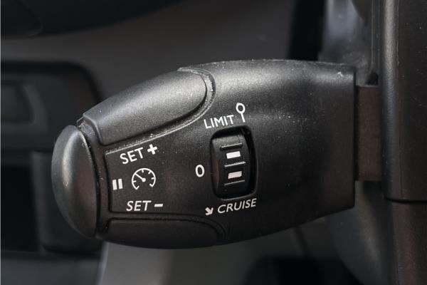 2019 Vauxhall Vivaro 2.0 Turbo D 3100 Sportive Panel Van 5dr Diesel Manual L2 H1 Euro 6 (s/s) (120 ps) - Cloth, photo 24
