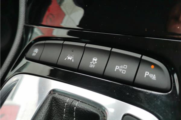 2019 Vauxhall Astra 1.4i Turbo GPF Ultimate Hatchback 5dr Petrol Auto Euro 6 (s/s) (150 ps) - Leather, photo 32