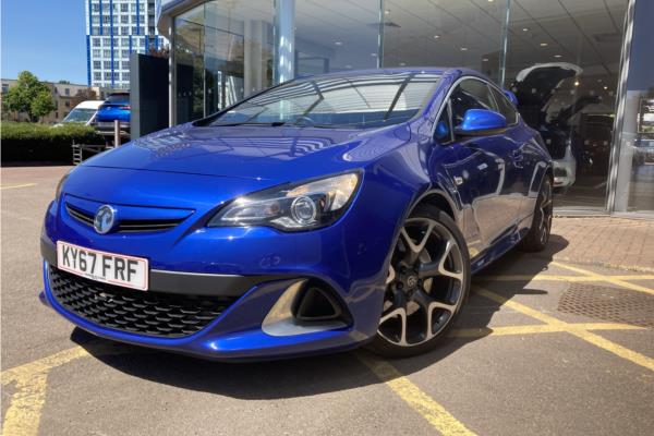 2017 VAUXHALL GTC - Leather, photo 3