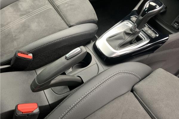 2024 Vauxhall Crossland 1.2 Turbo Ultimate SUV 5dr Petrol Auto Euro 6 (s/s) (130 ps) - Cloth/Alcantara, photo 31