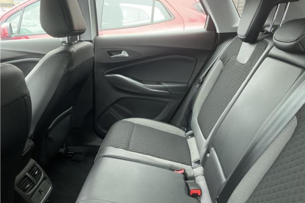 2019 Vauxhall Grandland X 1.2 Turbo Sport Nav SUV 5dr Petrol Manual (s/s) (130 ps) - Berson Black, photo 25