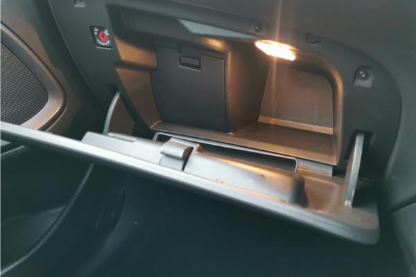 2022 Vauxhall Crossland 1.2 Turbo Ultimate SUV 5dr Petrol Auto Euro 6 (s/s) (130 ps) - Cloth/Alcantara, photo 26