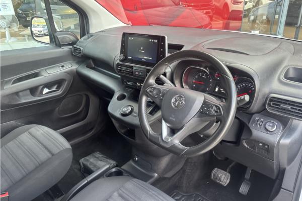 2020 Vauxhall Combo Life 1.5 Turbo D Elite XL MPV 5dr Diesel Auto Euro 6 (s/s) (130 ps) - Cloth, photo 12