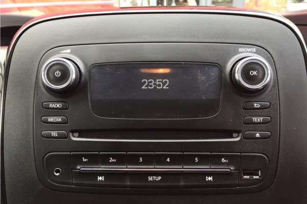 2018 VAUXHALL VIVARO - Cloth, photo 17