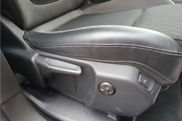 2019 Vauxhall Grandland X 1.2 Turbo GPF Sport Nav SUV 5dr Petrol Auto Euro 6 (s/s) (130 ps) - Cloth, photo 29
