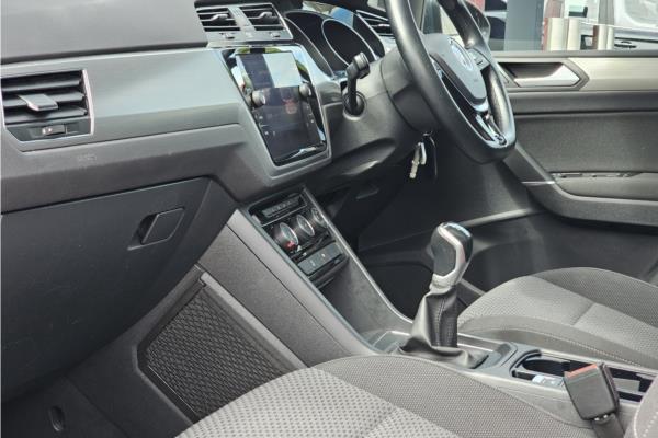 Non Franchise 2021 Volkswagen Touran 1.5 TSI EVO SE Family MPV 5dr Petrol Manual Euro 6 (s/s) (150 ps) - Fabic - Cloth, photo 15