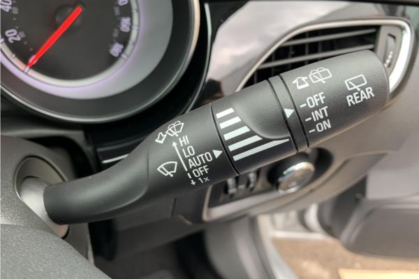2018 Vauxhall Astra 1.4i Turbo Elite Nav Hatchback 5dr Petrol Auto Euro 6 (s/s) (150 ps) - Leather, photo 28