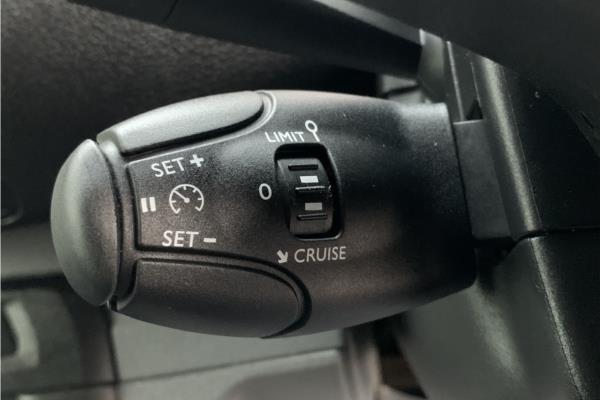 2020 Vauxhall Vivaro 2.0 Turbo D 3100 Sportive Panel Van 5dr Diesel Manual L2 H1 Euro 6 (s/s) (120 ps) - Cloth, photo 18