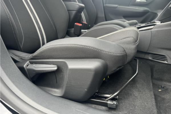 2024 Vauxhall Corsa-e 50kWh GS Hatchback 5dr Electric Auto (136 ps) - Banda Marvel Bl, photo 28