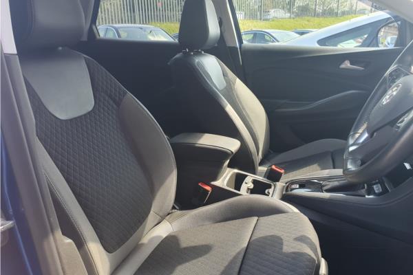 2019 Vauxhall Grandland X 1.2 Turbo SRi Nav SUV 5dr Petrol Auto Euro 6 (s/s) (130 ps) - Cloth, photo 34