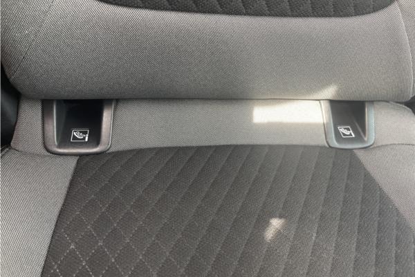 2019 Vauxhall Grandland X 1.2 Turbo GPF Sport Nav SUV 5dr Petrol Auto Euro 6 (s/s) (130 ps) - Cloth, photo 33