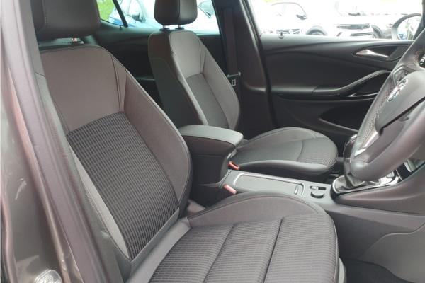 2021 Vauxhall Astra 1.2 Turbo Griffin Edition Hatchback 5dr Petrol Manual Euro 6 (s/s) (145 ps) - Cloth Sienna/Jet Blk, photo 34