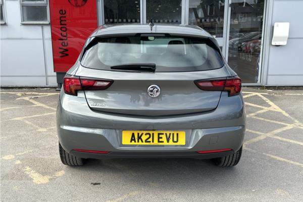 2021 Vauxhall Astra 1.2 Turbo Elite Nav Premium Hatchback 5dr Petrol Manual Euro 6 (s/s) (145 ps) - Leather, photo 7