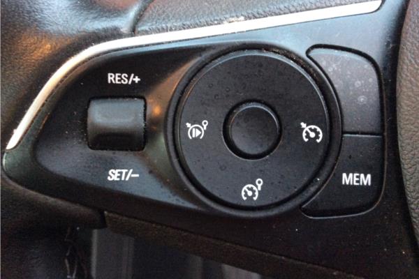 2018 Vauxhall Grandland X 1.2 Turbo SE 5dr - Harlekin Black, photo 18