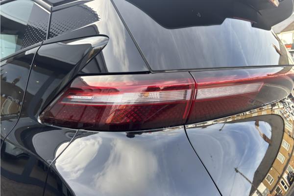 BYD Dolphin* Surf 5Dr 65kW Boost 43kWh Auto - Black+grey Vegn, photo 36
